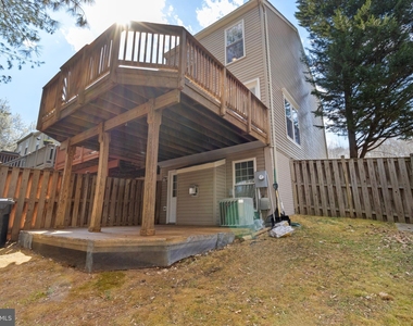 15511 Three Otters Place - Photo Thumbnail 31