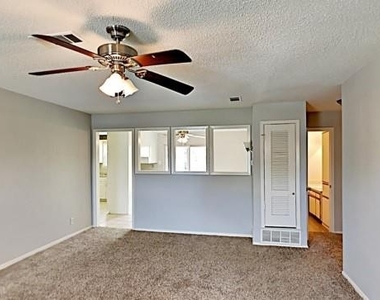 6109 Estill Drive - Photo Thumbnail 13