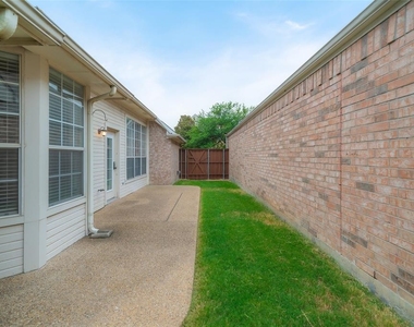 6240 Park Meadow Lane - Photo Thumbnail 25