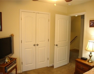 709 Valentine Lane - Photo Thumbnail 16