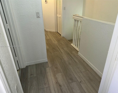 12463 Sw 124th Path - Photo Thumbnail 16