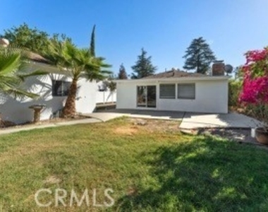 4915 Hesperia Avenue - Photo Thumbnail 29