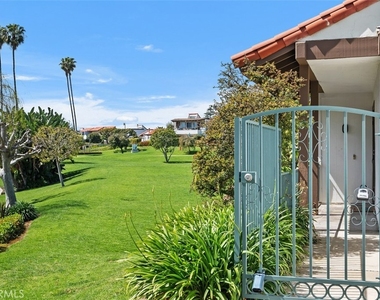 701 Calle Los Olivos - Photo Thumbnail 1