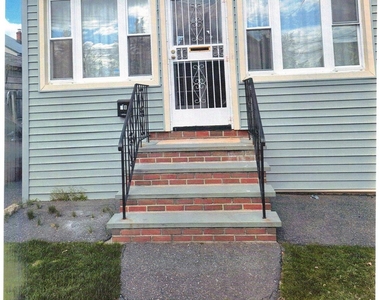 220-15 107 Avenue - Photo Thumbnail 0