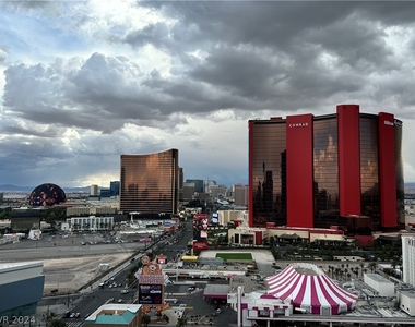 2700 Las Vegas Boulevard - Photo Thumbnail 0