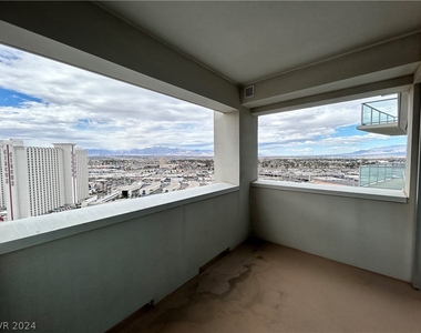 2700 Las Vegas Boulevard - Photo Thumbnail 18