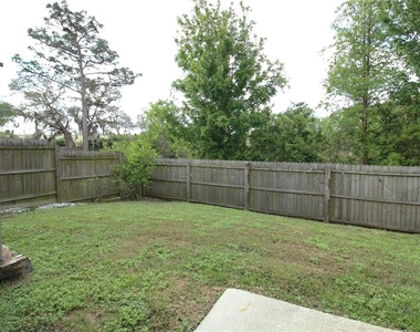 464 Briar Bay Circle - Photo Thumbnail 22