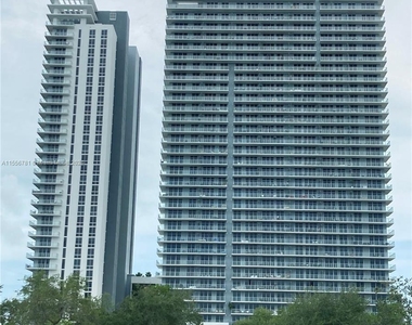 16385 Biscayne Blvd - Photo Thumbnail 31