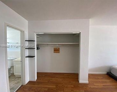 158 Ocean Dr - Photo Thumbnail 6