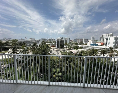 2020 N Bayshore Dr - Photo Thumbnail 48