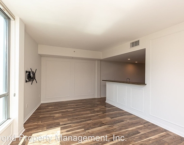 253 10th Ave Unit 525 - Photo Thumbnail 17