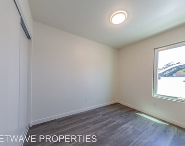 6752-6770 Solita Avenue - Photo Thumbnail 13