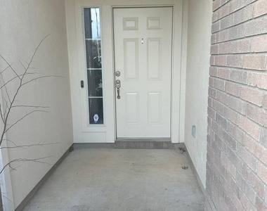 603 Middlebrook Dr - Photo Thumbnail 1