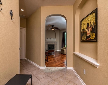 8713 Edmund Ct - Photo Thumbnail 5