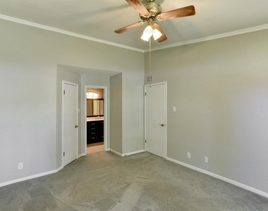 1601 Faro Dr - Photo Thumbnail 15