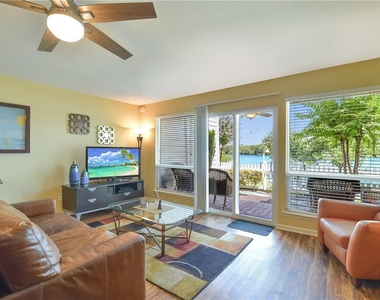 1818 S Lakeshore Blvd - Photo Thumbnail 5