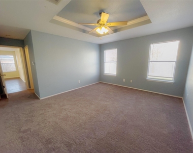 17508 Dashwood Creek Dr - Photo Thumbnail 4