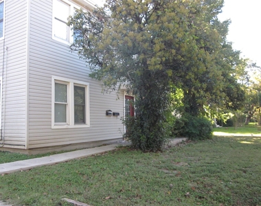 1607 S Austin Ave - Photo Thumbnail 21