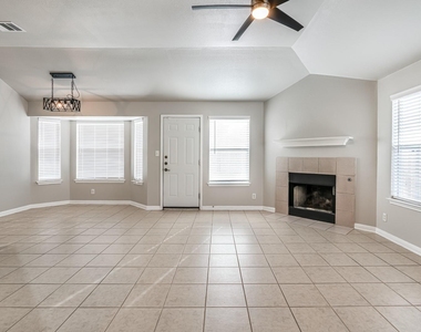 8518 Trumpet Cir - Photo Thumbnail 10