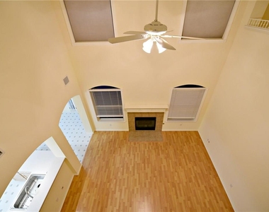 4220 N Summercrest Loop - Photo Thumbnail 7