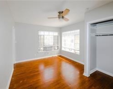 3707 Liberty St - Photo Thumbnail 2