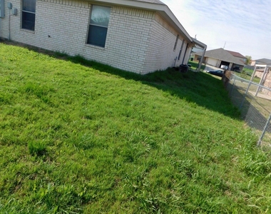 2803 Alma Dr - Photo Thumbnail 13