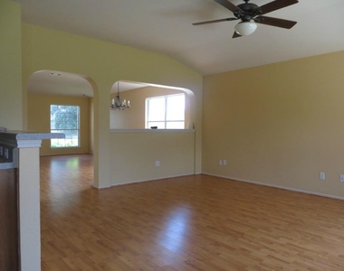 4110 Natural Bridge Ct - Photo Thumbnail 4