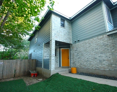 4301 Banister Ln - Photo Thumbnail 3