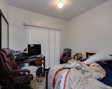 2815 Rio Grande St - Photo Thumbnail 14