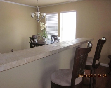 5608 Cougar Dr - Photo Thumbnail 9