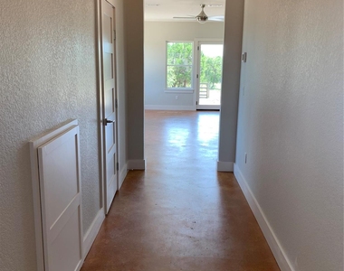 17401 Panorama Dr - Photo Thumbnail 16