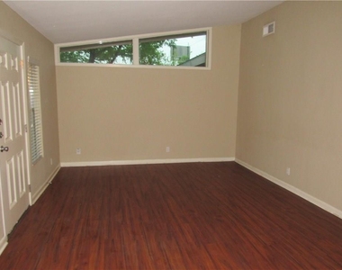 2710 Saint Edwards Cir - Photo Thumbnail 1