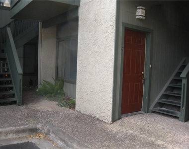 601 Nelray Pl - Photo Thumbnail 4