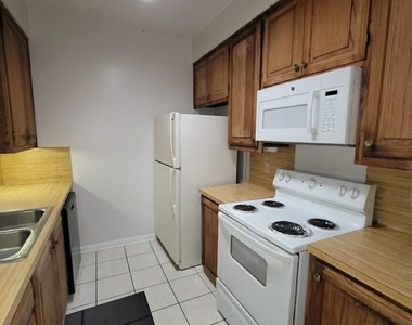 2529 Rio Grande St - Photo Thumbnail 10