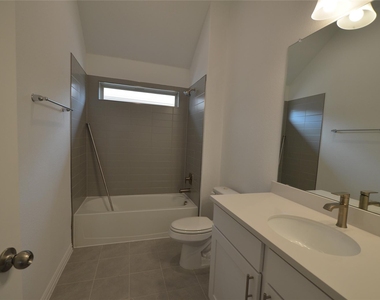 1516 Sibley Way - Photo Thumbnail 17