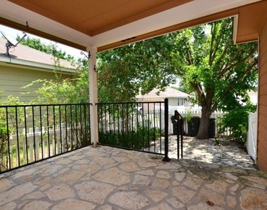 286 Strawn - Photo Thumbnail 17