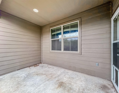 2880 Donnell Dr - Photo Thumbnail 10