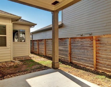 1609 Arcilla St - Photo Thumbnail 26