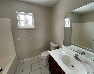 30 Westwind Lane - Photo Thumbnail 17