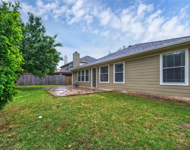 2304 Robby Ln - Photo Thumbnail 10