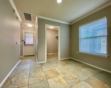 5524 Kleberg Trl - Photo Thumbnail 6