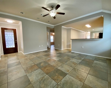 5524 Kleberg Trl - Photo Thumbnail 3