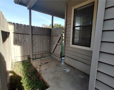 8705 Schick Rd - Photo Thumbnail 12