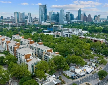 1600 Barton Springs Rd - Photo Thumbnail 21