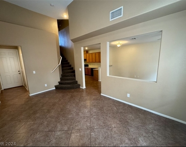 9289 Opal Hills Lane - Photo Thumbnail 5