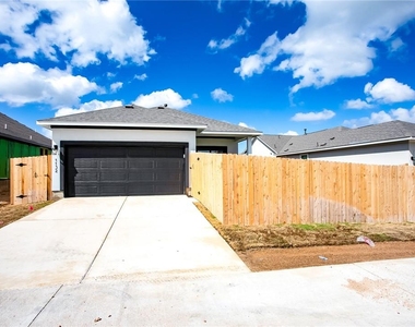 1132 Oak Chase Way - Photo Thumbnail 22