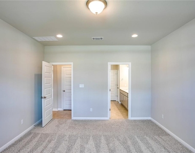 1132 Oak Chase Way - Photo Thumbnail 12