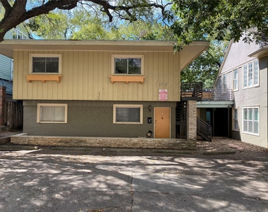 2708 Salado St - Photo Thumbnail 1