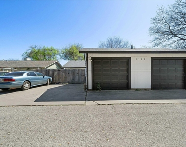 4900 E Stassney Ln - Photo Thumbnail 24