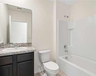 1511 Catbriar Way - Photo Thumbnail 15